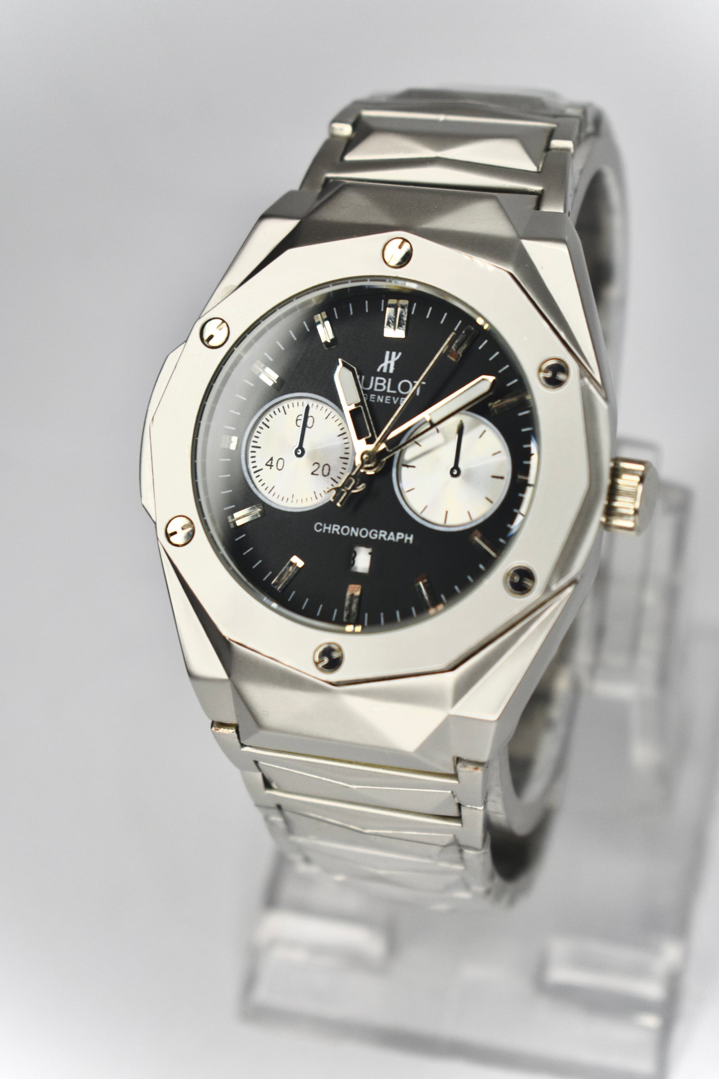 Hublot - Luxury Timepiece with Premium Black Dial