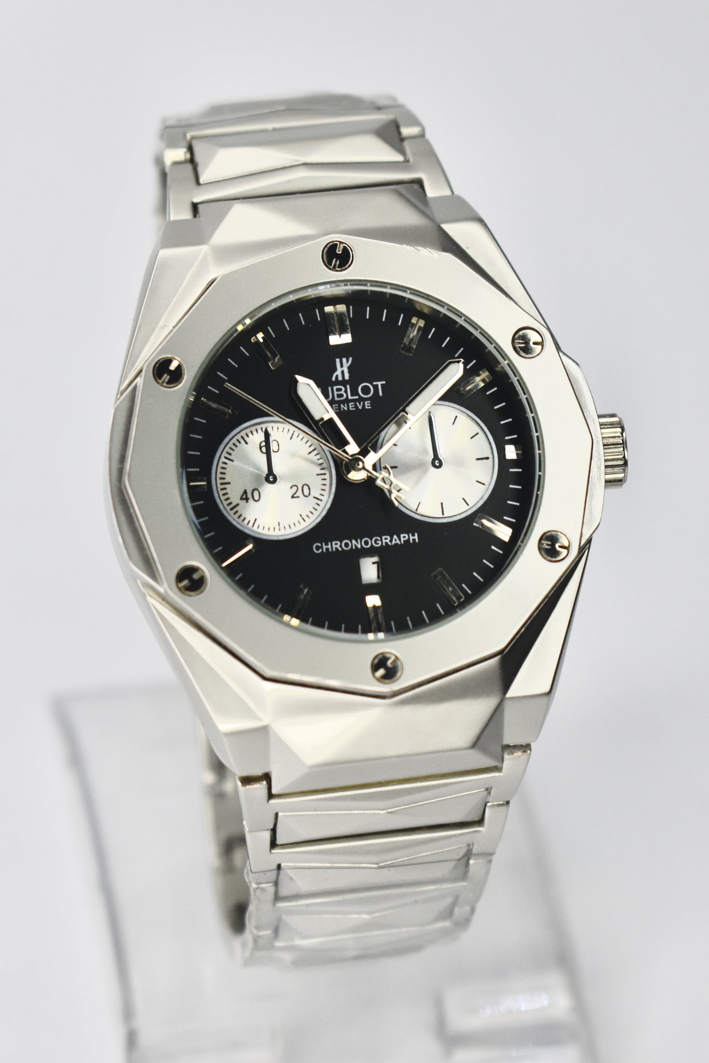 Hublot - Luxury Timepiece with Premium Black Dial