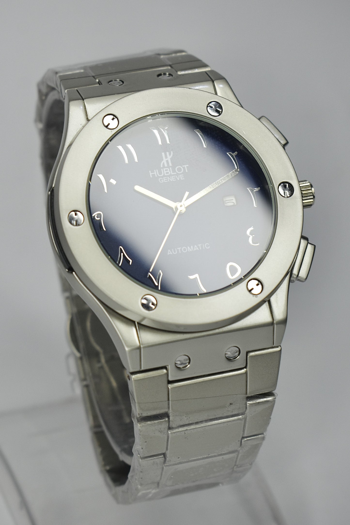 Hublot - Classic Watch with an Arabic numerial Blue dial