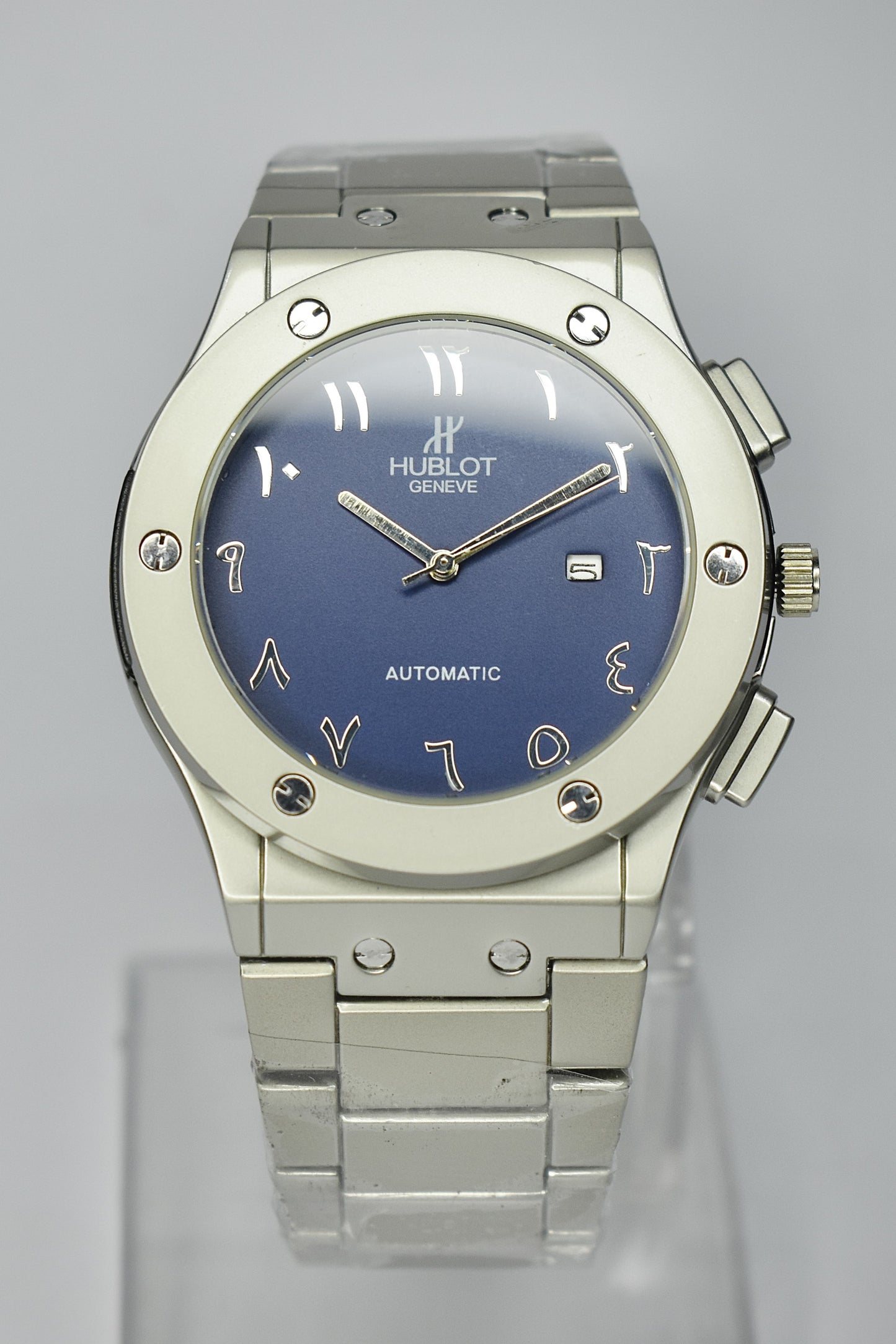 Hublot - Classic Watch with an Arabic numerial Blue dial