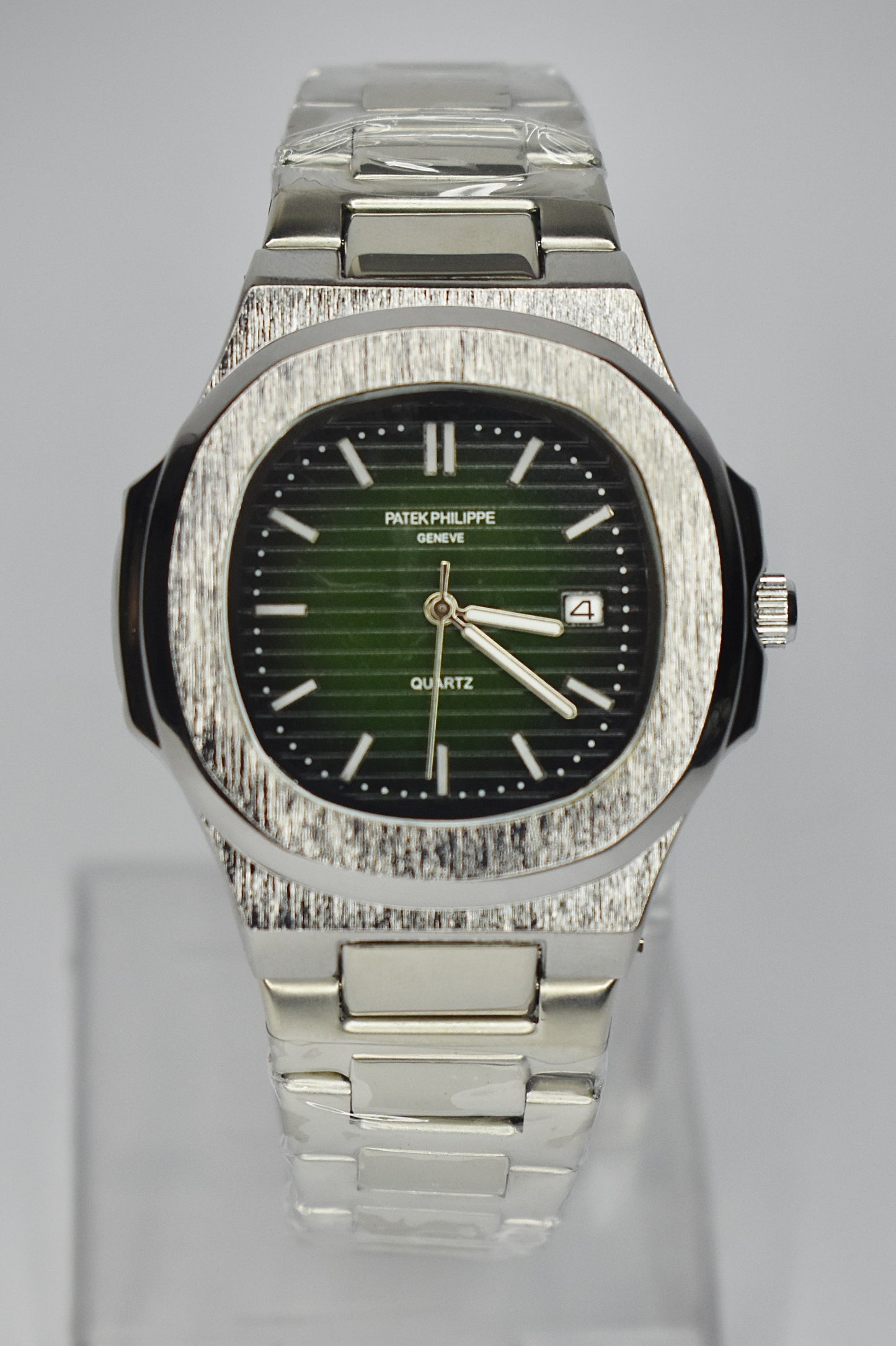 Patek Philippe Premium Watch with Royal Green Dial